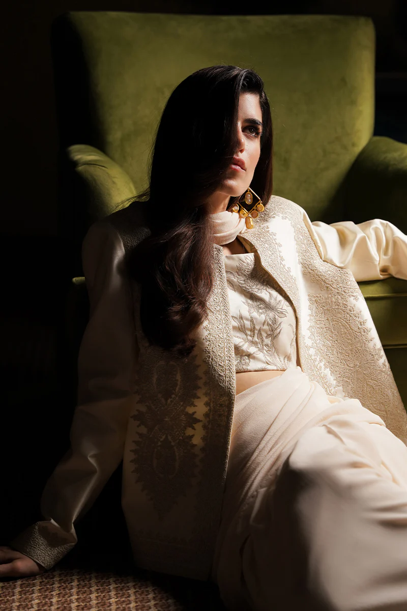 “Nadia” Crop Blouse - Image 4