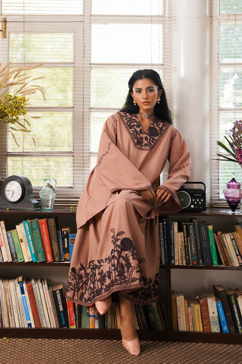 "Dahlia" Embroidered Set (Women) - Image 7
