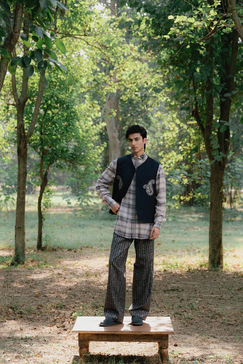Raaya Plaid Shirt (Men) - Image 6