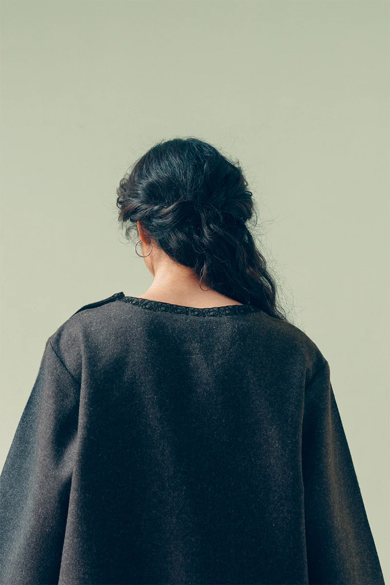 Qamar Tailored T-shirt (Women) - Image 6