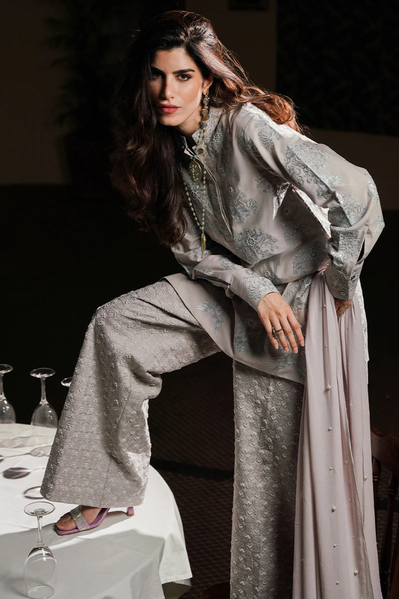 "Iris" Hand-Embroidered Set (Women) - Image 5