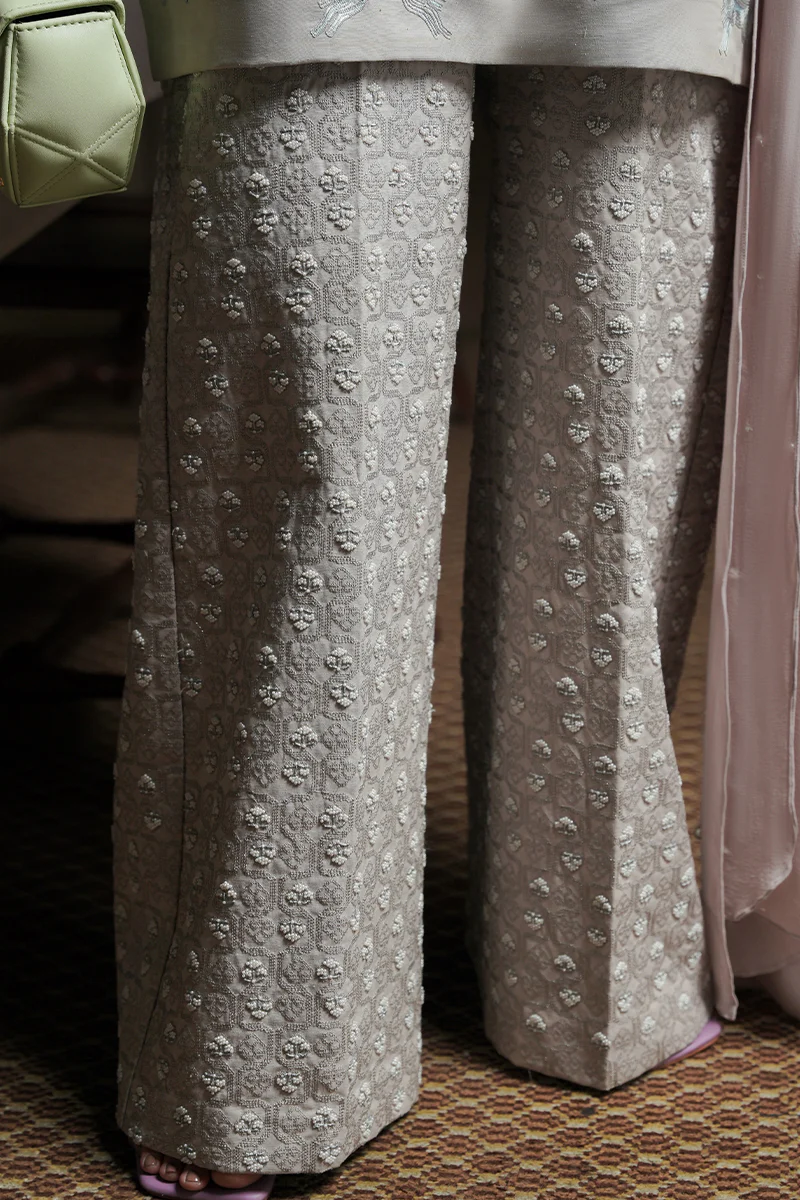 "Iris" Hand-Embroidered Set (Women) - Image 6