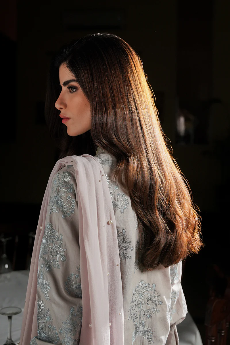 "Iris" Hand-Embroidered Set (Women) - Image 9