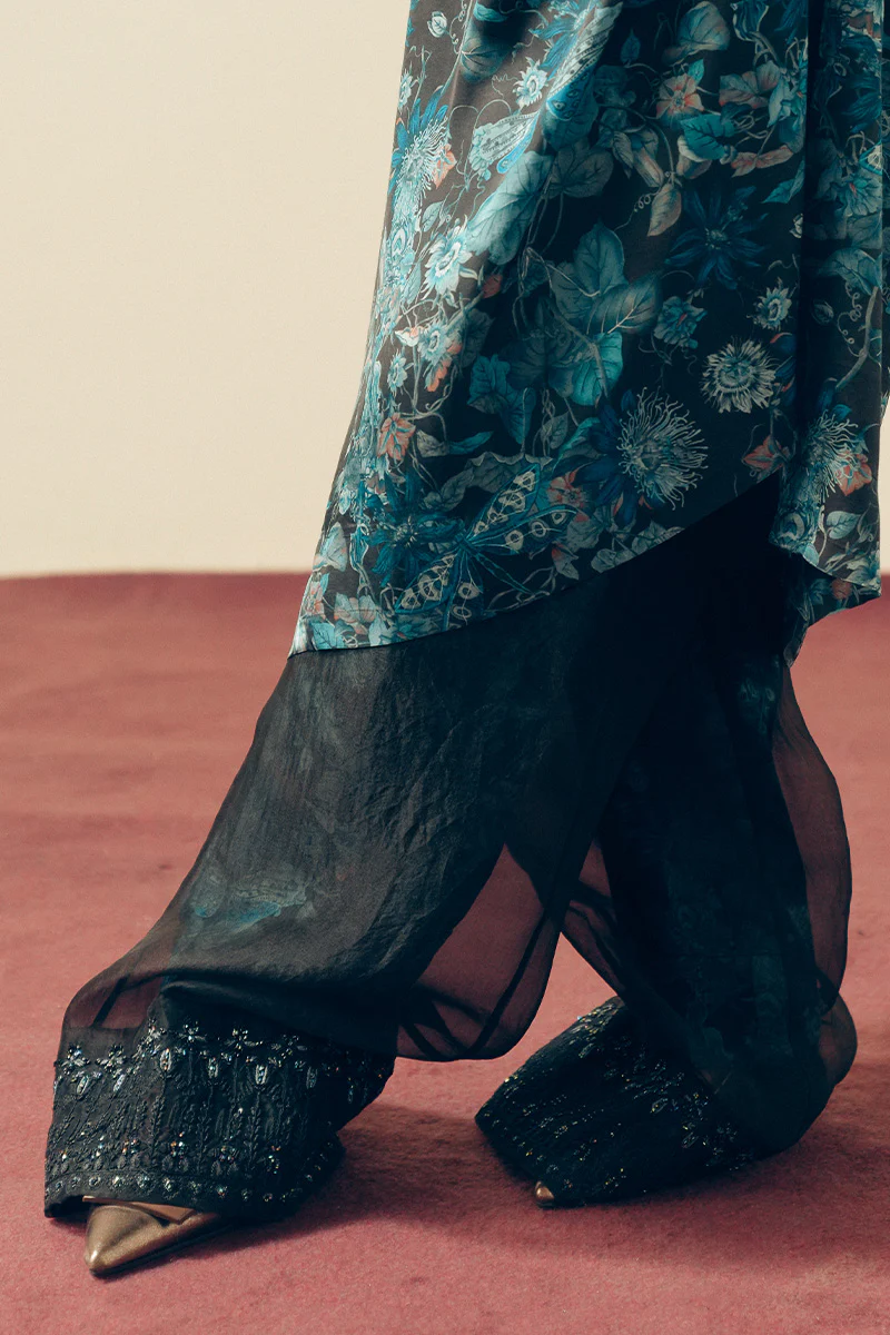 Junun Hand Embroidered Set (Women) - Image 8